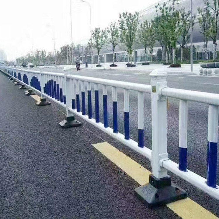 人行横道护栏